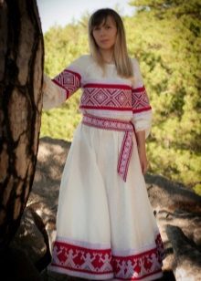  Руски сарафан в етнически стил с шарки