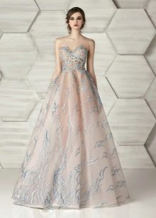 Вечерна рокля без презрамки от Elionor Couture
