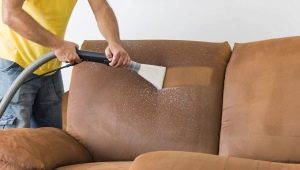 Как да почистите дивана от мазен у дома?
