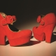 Обувки от червен велур