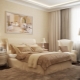 Тънкостите на декорирането на спалнята в топли цветове