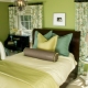 Характеристики на интериорната декорация на спалнята в цвят шам-фъстък